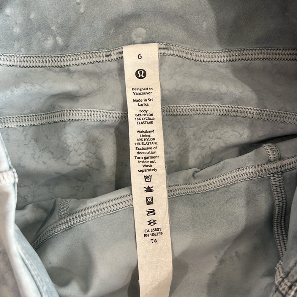 Lululemon Shorts - Picture 9 of 9